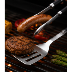 Grills�t i rustfrit st�l � Tang og grillspade med praktiske oph�ngsl�kker