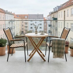 Cafes�t i silver teak og aluminium �:66cm - v�lg stolens farve Model: Mondena/eva - 2 stole medf�lger i s�ttet