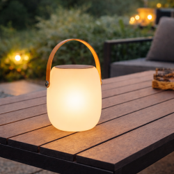 Charmerende solcelle lampe med h�ndtag - Dagslyssensor - Vandt�t - USB - V�lg st�rrelse!