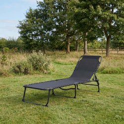 Let foldbar solseng med 4 forskellige rygpositioner - Model Rosa. Findes i sort, valn�d og sand