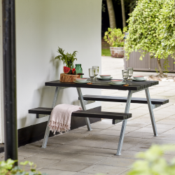 Bordbnkest i grundmalet nletr til 4 personer - vlg farve