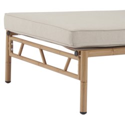 Stilfuld og komfortabel solseng med aluminiumsstel i elegant bambus look med hynde og pude