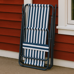 Camping stol med striber bl/Hvid og 2 positioner i ryg. - Komfort og Stil til Udendrs Brug