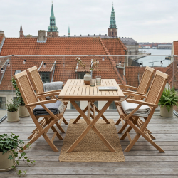 Havem�bels�t - Teak klapbord og 4 havestole med arml�n