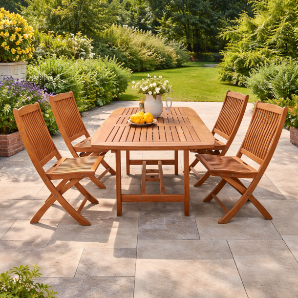 Boston stort tr�dg�rdsm�belset med utdragbart bord och f�llbara stolar utan armst�d 4-8 personer