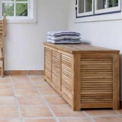 Hyndeboks i kvalitets Gold Teak med Gummifuge