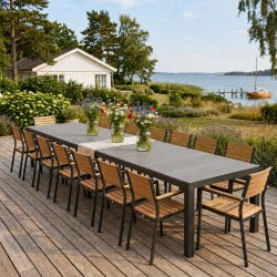 Torino tr�dg�rdsbord - 100% underh�llsfritt. Svart nonwood.  Plats f�r 14 personer.