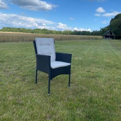 Universalhynde i olefin til stabelstole 