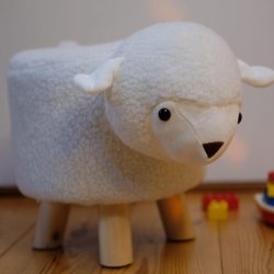 Hvid Skammel med Lamme motiv - Dacore- PERFEKT SKAMMEL TIL BRNEVRELSET!!