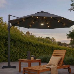 Runt h�ngande parasoll i svart �: 3,5 m - Modell: Torben