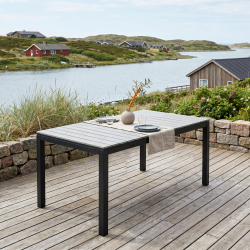 Gry vedligeholdelsesfrit haves�t med udtr�ksbord og 6 stabelbare havestole