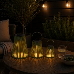 Solar lanterne i gr�n plast med solcelle - F�s i flere st�rrelser