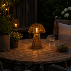 Dekorativ Mushroom solcelle lanterne i brun polyrattan med automatisk LED-lys - F�s i flere st�rrelser