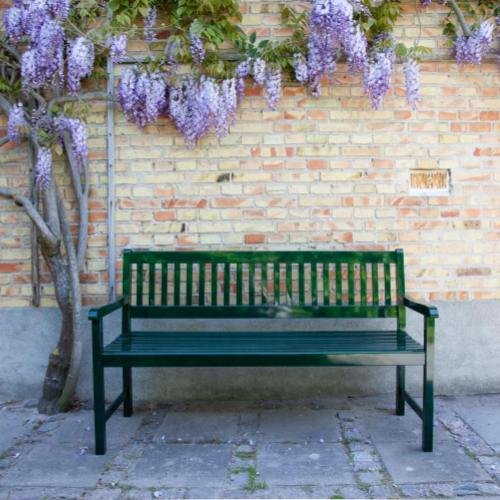 Brighton Bench Small - Grön - våren 2026 - https://solmobler.se/