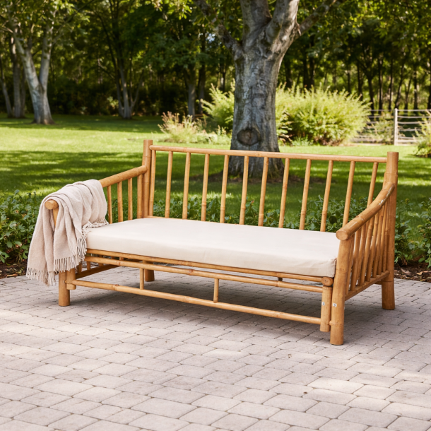 Bambussofa til 2 personer - med tremmer i ryggen - 120X74H80