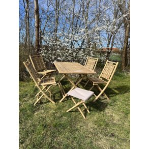 Elegant Bambusst med Bord og 4 Stole - Skab Dit Drmme spisebordsst