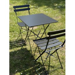 Cafst sort metal. Alt er foldbart, model: sunfun. CHARMERENDE CAFEST TIL ALTANEN!!