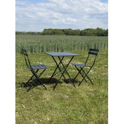 Cafst sort metal. Alt er foldbart, model: sunfun. CHARMERENDE CAFEST TIL ALTANEN!!