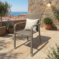 Hadsund Stabelstol i Lux Alu og UV-beskyttet Polyrattan - v�lg farve