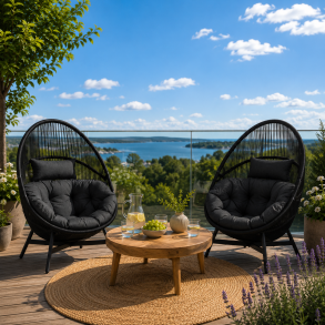 Komfortabel �ggestol i vedligeholdelsesvenligt polyrattan med bl�de luksushynder - H142xB98xD100 cm - V�lg mellem Sort/antracitgr� og Gr�/Natur/Teak