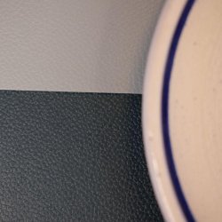 Dkkeserviet i klassisk rektangulrt design - PU lder soft - foldbar - 30x45 cm - Vlg farve