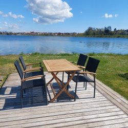 Boston/Era terrassest med 4 sorte stole i UV-beskyttet polyrattan