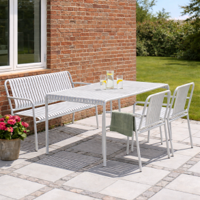 Lysegr�t Haya haves�t - S�t � 1 bord, 1 b�nk og 2 stole - Rustfri og vedligeholdelsesfri! 