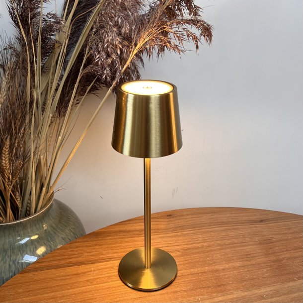 Genopladelig bordlampe m. touchknap - ledningsfri - 7 timer pr. opladning - V�lg farve!