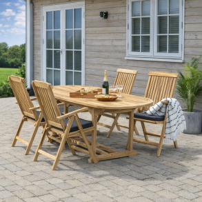 Sophienborg Silver Teak Set