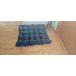 Behagelig hynde til gulv eller kurv. Perfekt til hunde og katte, men ogs til babyer 