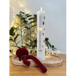 LED kalenderlys inkl. fjernbetjening med flotte julemotiver. Str. diameter � 5 cm. H�jde 27, 5 cm