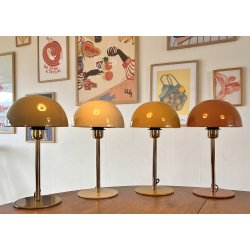 Elegant Bordlampe i flere farver