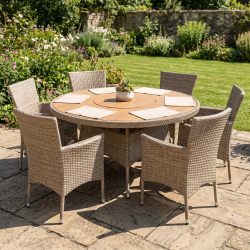 Havem�bels�t i naturfarvet polyrattan med rundt Sanna bord �150 cm og 6 Asta havestole med arml�n