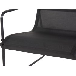 Elegant lounge st i sort. Lavet i metal og tekstilene.