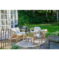 Loungest i bambus rattan med bord, sofa og 2 stole. inkl naturfarvet hynder