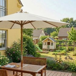 100 % vandt�t Parasol m/2-delt stok. �: 3M.  V�lg farve + Dug har UV30+ solbeskyttelse. Model: Nice