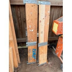 plantebed af natur genbrugspaller og rammer. DEMO - BRUGSMRKER OG LOGOER 