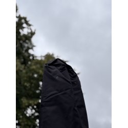 Frsteklasses cover i kraftig sort uv tolerant polyester til parasol max. 3x3 m eller 3-3,5M 