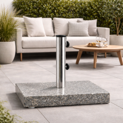 Fyrkantig gr� granit parasollfot med snidat handtag och hjul - 40 kg