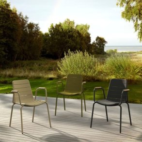 Parc Havestol i aluminium og teaktr� - v�lg farve!