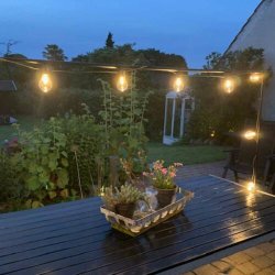 Partylights til parasol og andet. Skaber hygge om aftenen. Lavenergi LED kde - vlg farve p prene
