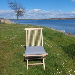 Sdehynde til klapstole Str. 37 x 40 cm. Kan fastgres til stolen med velcrobnd. (Flere Farver)