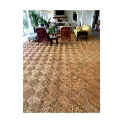 Sgrstppe til inde- og udendrs brug. Str. 150x240 cm. Kan sys til om i strrelsen.