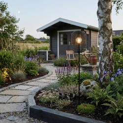 Udend�rs solcellelanterne med spyd  og p�re - H�jde: 80 cm 