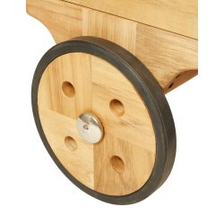 Solvagn med hjul och dryckesbricka. Modell: Boston guld teak