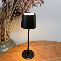 Genopladelig bordlampe m. touchknap - ledningsfri - 7 timer pr. opladning - V�lg farve!