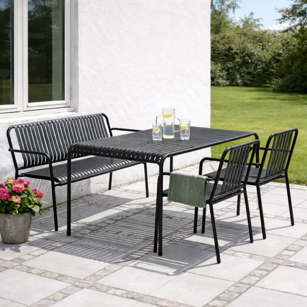 Sort Haya haves�t - S�t � 1 bord, 1 b�nk og 2 stole - Rustfri Alu og vedligeholdelsesfri!  Farve: sort