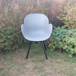 Chloe Dreje spisestuestol i vedligeholdelsesfri gr/sort kombi - Moderne