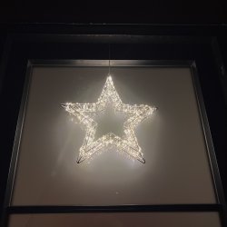 Julestjerneoph�ng med masser af LED lys  - Uden- og indend�rs brug - Timerfunktion. -V�lg st�rrelse