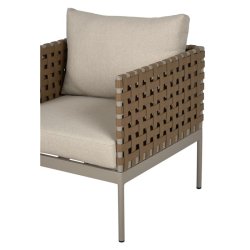 Luksus vedligeholdelsesfrit sofast til 4 pers. i UV-beskyttet polyrattan med all-weather hynder. 